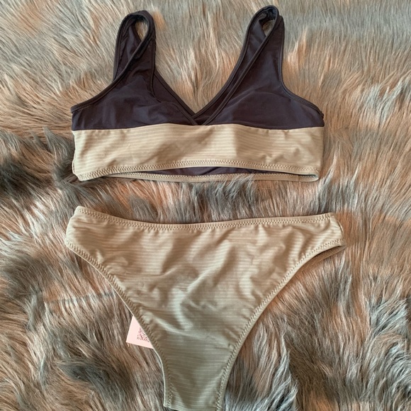 NWT Cupshe Swimsuit - Picture 5 of 5